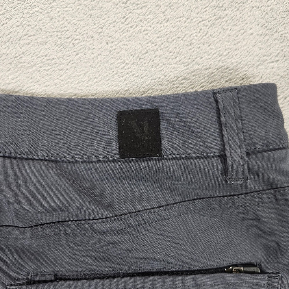 Vuori Pants Mens 30x32 Gray Slim Fit Performance Tech Chino Travel Casual Wear - Picture 7 of 16